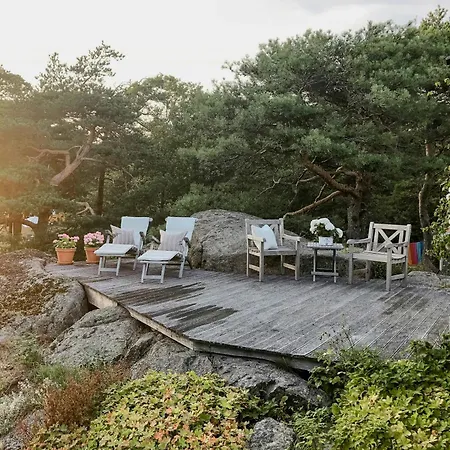 Family By The Sea With Private Pier Дом отдыха Ula